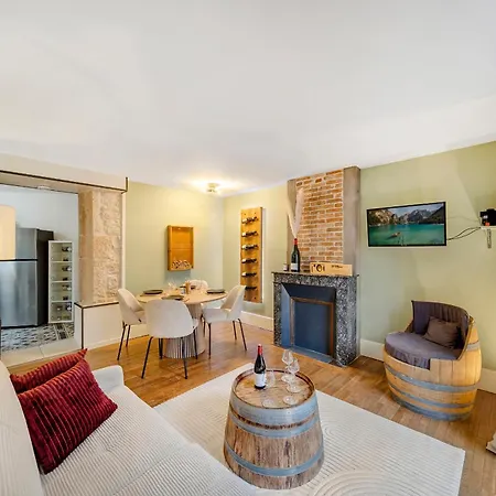 Apartment Oenosuite - Charme & Vin En Hyper-centre *